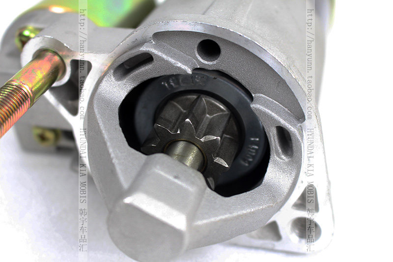 现代华泰圣达菲宝利格1.8t 2.0t 2.7启动马达起动机原厂配件