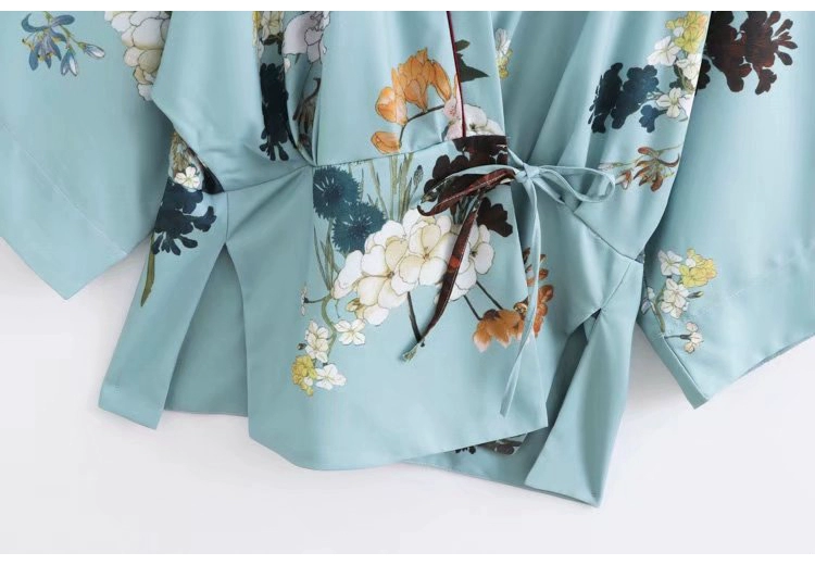 Quần áo nữ phong cách Nhật Bản và cổ điển, in hoa, áo khoác kimono ngắn, áo sơ mi điều hòa nhiệt độ, áo nịt chống nắng phong cách ngày lễ - Áo khoác ngắn