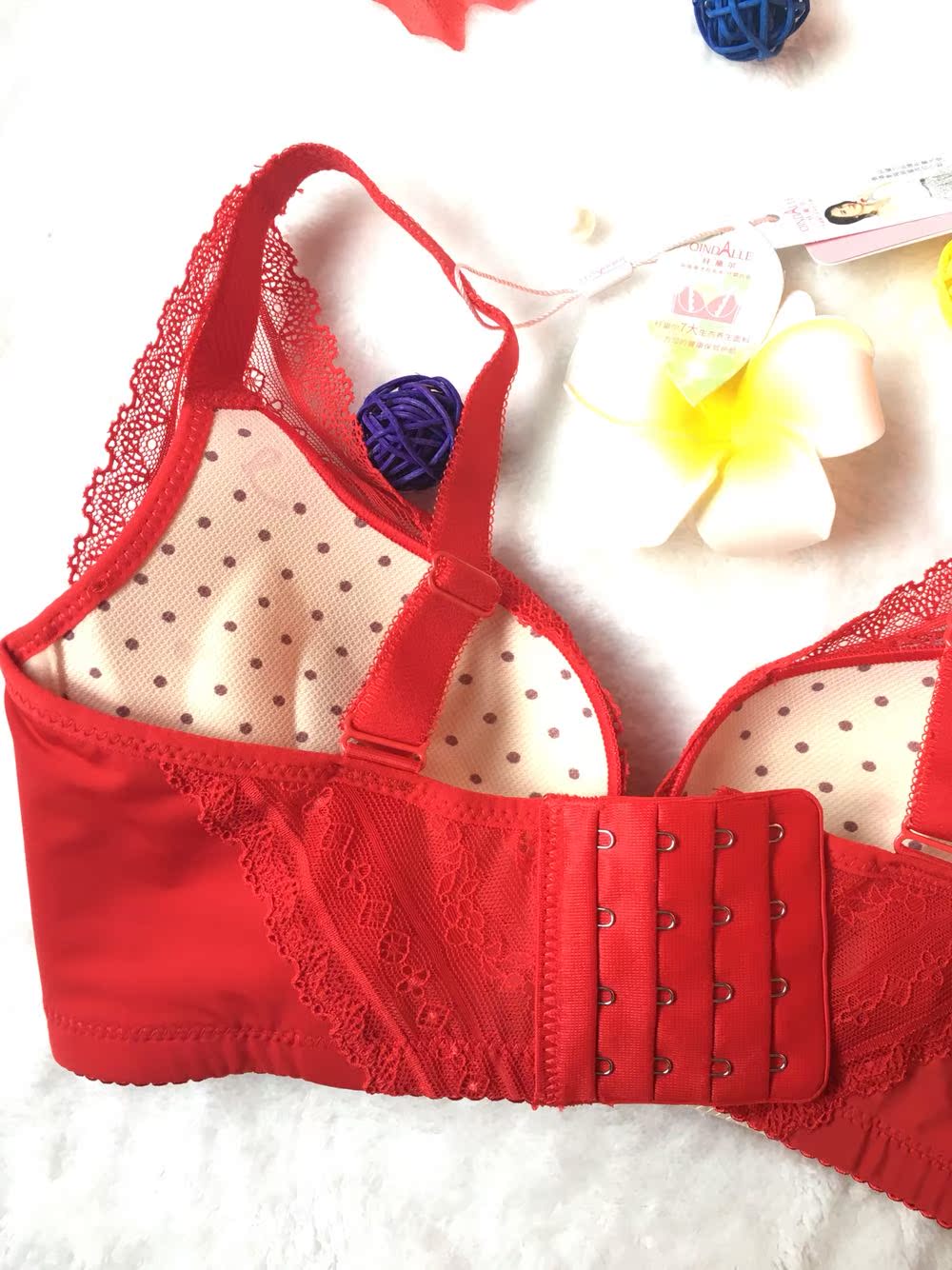 纤黛尔文胸中厚abc杯本命年大红色内衣上薄下厚4排扣买一送一包邮_不