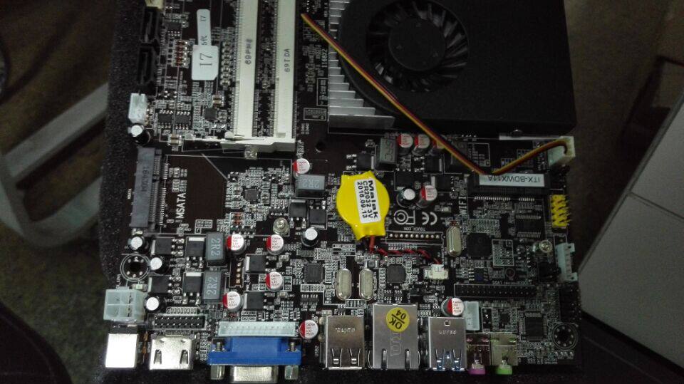 西泊尔工厂直销:i7-5650u工控主板四核款一体机含lvds