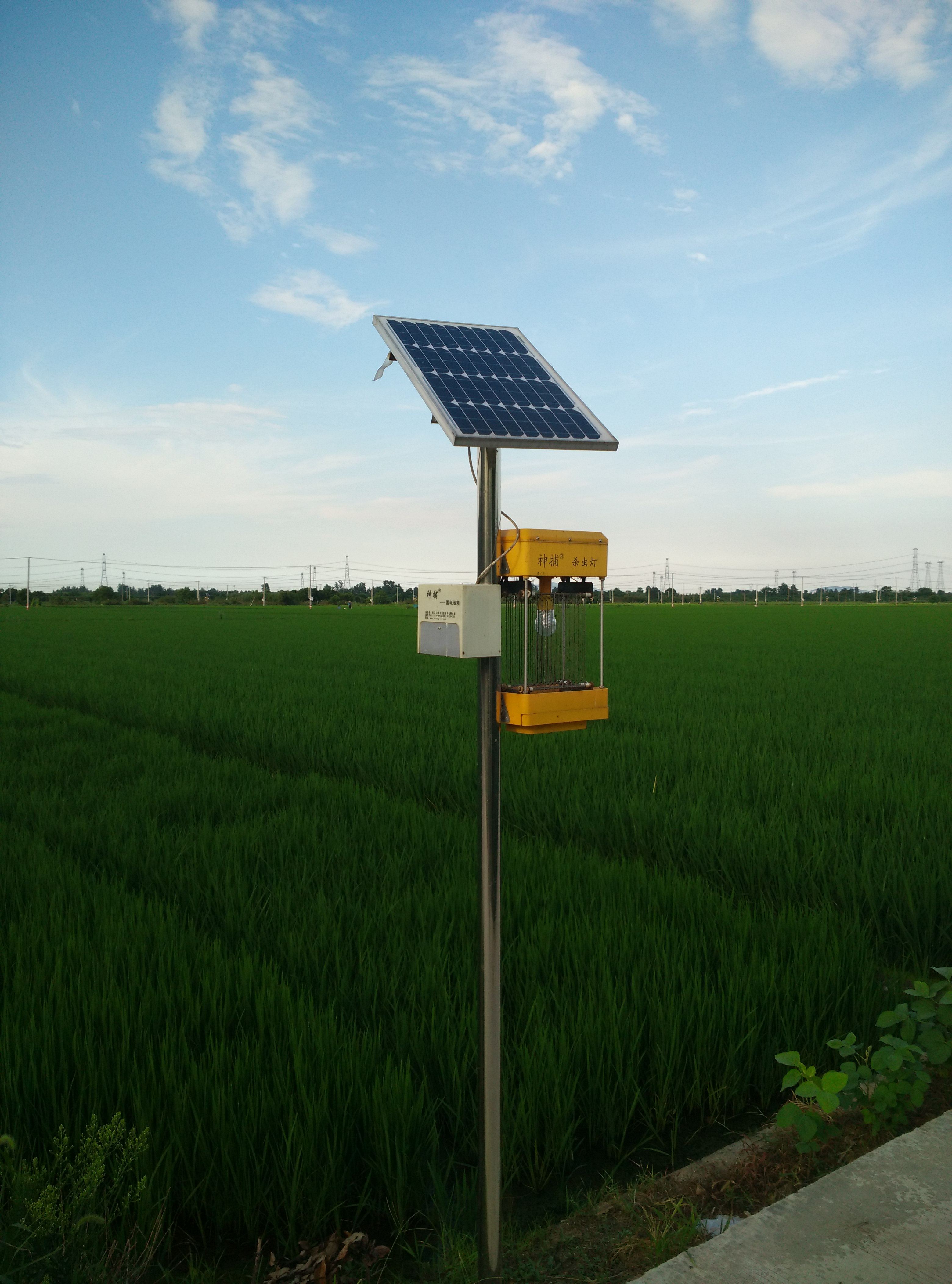 农用太阳能杀虫灯 果园茶园稻田灭虫灯户外频振式诱蛾灭蚊灯