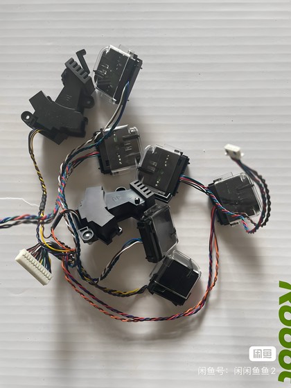 iRobot Roomba i7 i4 i3 e5 intelligent sweeper robot hanging drop sensor anti-fall
iRobot Roomba i7 i4 i3 e5 intelligent sweeper robot hanging drop sensor anti-fall