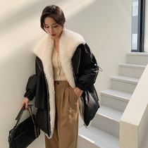 Large fur collar leather grass down jacket for womens medium length 2021 new fashion foreign air white duck suede splicing fur one-piece jacket