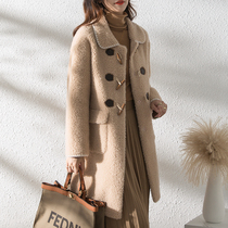 Horn clasp goat-cut cashmere coat fur integrated female mid-length young lamb fur straw jacket 2021 winter new