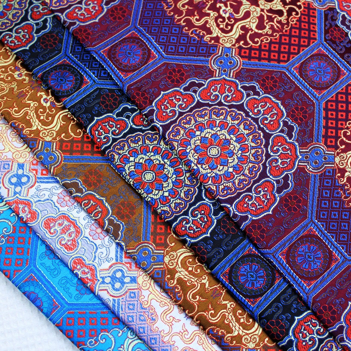 仿真丝太阳花龙纹织锦面料 中国风旗袍锦缎面料暗纹提花布料