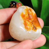 Dialect first hand Hetian Jade Xinjiang Yulong River old mature yellow Qin sprinkling gold yellow jade seed Lianlian with fish pendant pendant E