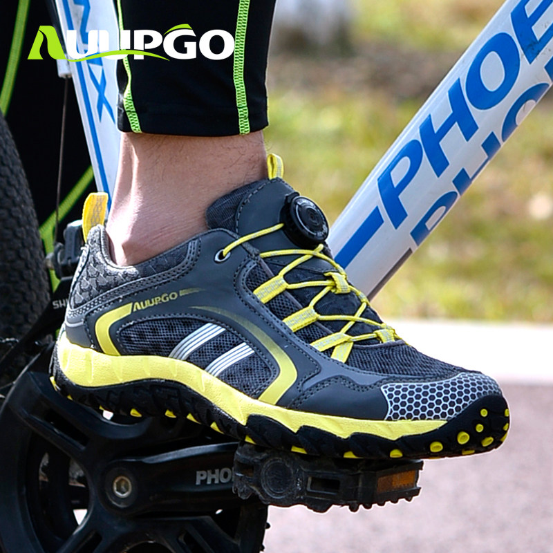 good shoes for bike riding