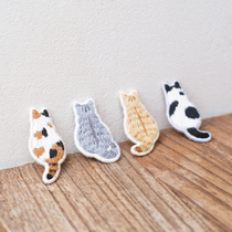 ins wind healing handmade diy embroidered with four kittens cute brooch button material bag Seven New Years Valentines Day delivery boyfriend