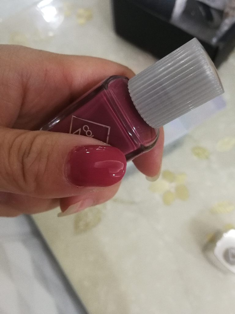 豆沙色可剥指甲油好不好用,价格是多少钱呢,第9张 豆沙色可剥指甲油好不好用,价格是多少钱呢,第9张