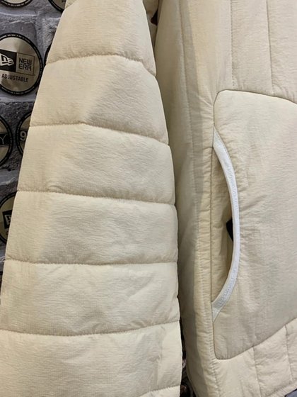NEWERA NEWERA 남자와 여자 면화 재킷 3M 새로운 Xueli Cotton Lightweight and Warm Sports Cotton Jacket 13338545 NEWERA NEWERA 남자와 여자 면화 재킷 3M 새로운 Xueli Cotton Lightweight and Warm Sports Cotton Jacket 13338545