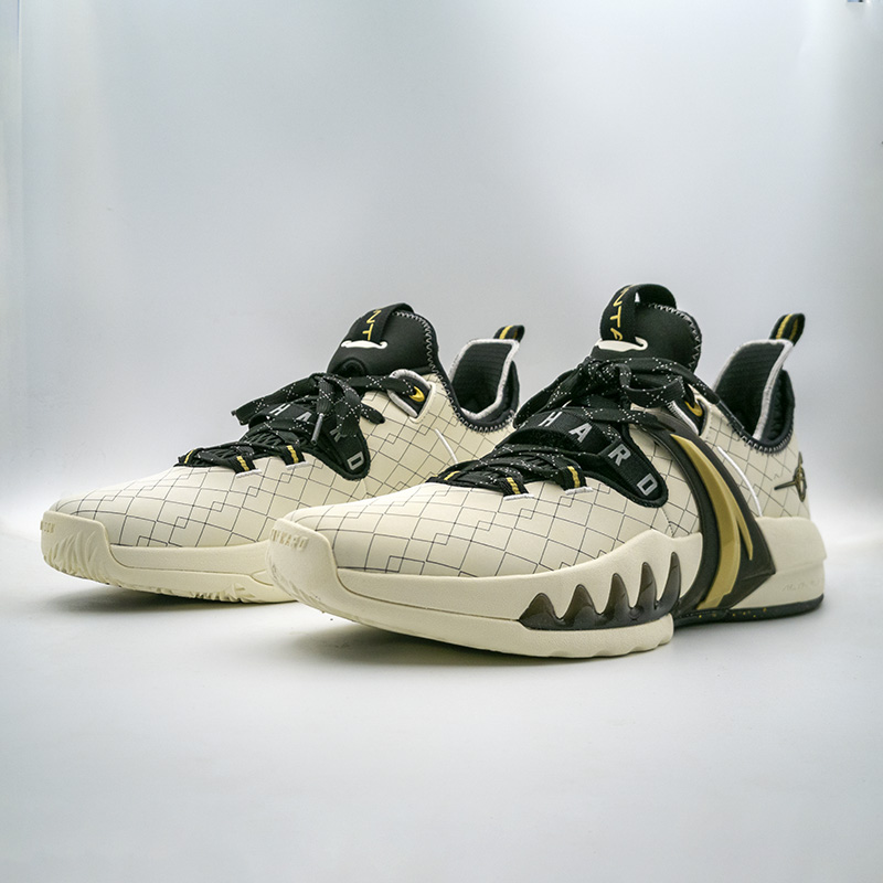 安踏海沃德二代篮球鞋2021春款低帮毒液减震耐磨gh2代男112111103