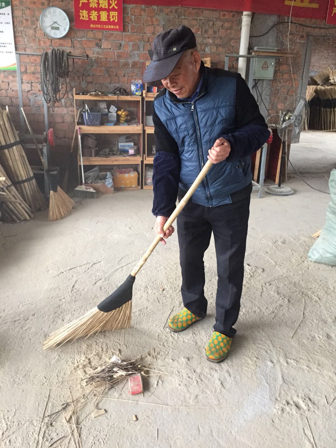 竹扫帚扫把竹柄木柄家用农村户外扫院子竹扫把竹丝笤帚厂家直销