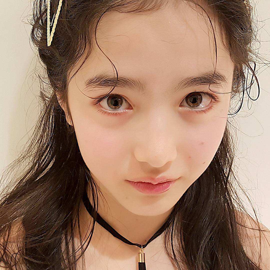 童颜混血大眼小仙女,混血大眼小仙女- 伤感说说吧