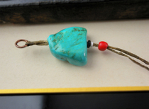 Tibet Chuangtiao Blue and old green pine stone old porcelain pine Buddha pearl hanging pendant old pine stone clip