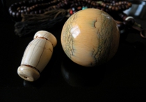 Tibet passed the old Buddha head three links round beads hand rubbing ball ball Super Giant version collection level beauty