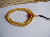 Tibet Centennial Yellow Runway Old Spirit Buddhist Everest 108 moisturize the rare items in the fat and old psychic bone Buddha pearl