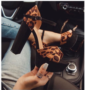 Leopard print thick heel high waterproof platform pop sandals