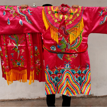 Guanyin BodhisattBodhisattva Buddha statue of the bridesmaids bridesmaids clothing temple prayed for the Buddhas church embroidered great Phoenix Buddha clothes and the robe of the Buddha