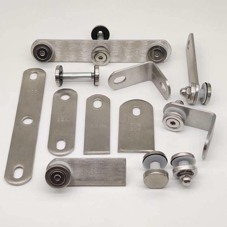 304实心不锈钢扶手立柱配件楼梯护栏玻璃夹连接固定配件爪件耳片