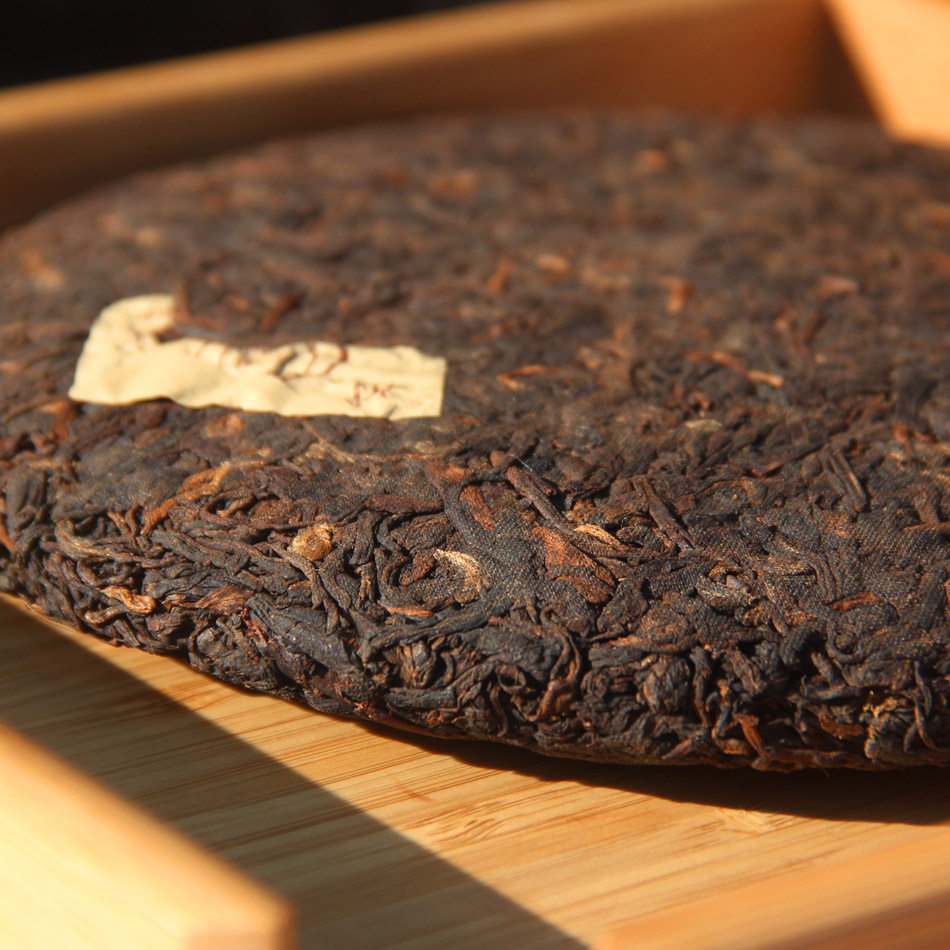 茶叶云南普洱 熟茶 特价乔木陈年七子饼茶勐海熟春茶饼 茶马古韵