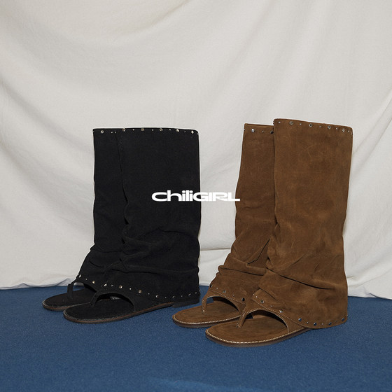 CHILIGIRL clip-toe fashion boots rivets boho retro suede y2k pleated piles pants boots
CHILIGIRL clip-toe fashion boots rivets boho retro suede y2k pleated piles pants boots