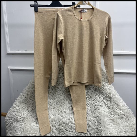 Fan writes a new small square collar fashionable versatile slim fit and comfortable modal color cotton women's warm set
Fan writes a new small square collar fashionable versatile slim fit and comfortable modal color cotton women's warm set