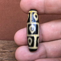 Tibet Tianzhu Tibetan tradition Tibetan area Buddha heart nine-eyed Tianzhu natural genuine to pure agate chalcedony pulp oil run