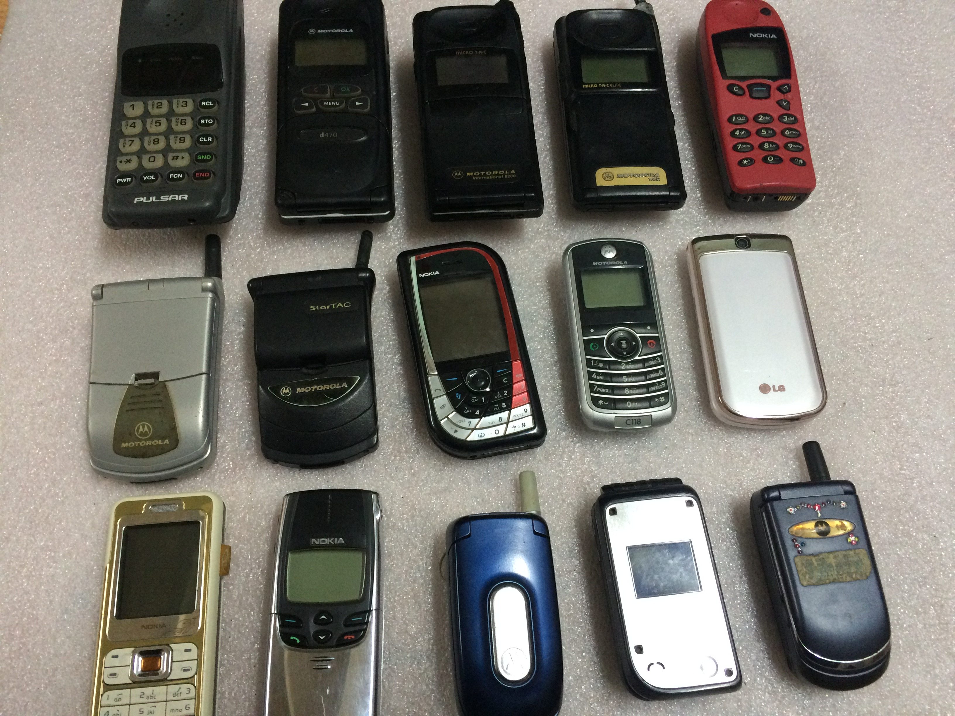 二手经典收藏古董手机收藏手机,收藏和道具装饰摆设.