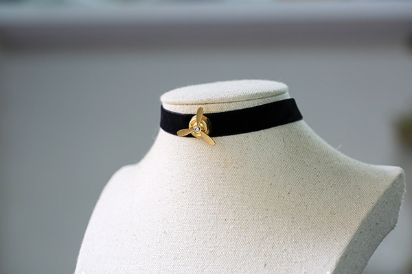 shiqisofttime古董老件choker蝴蝶飞蜜蜂螺旋桨丝绒项圈链