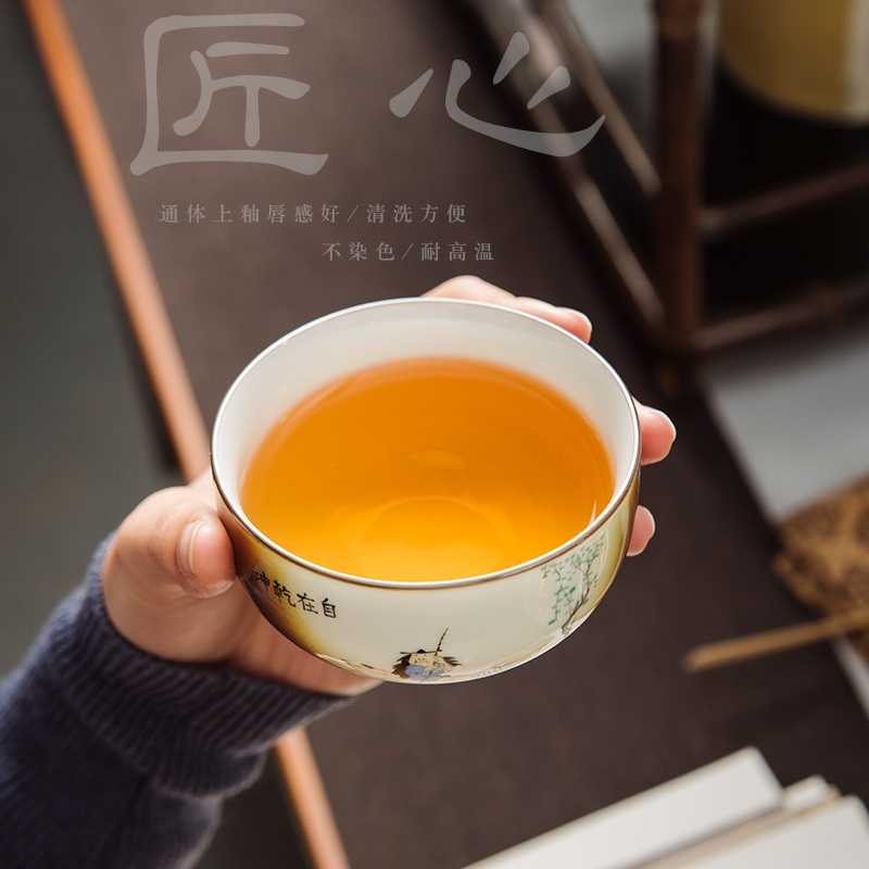 Jingdezhen hand - made tea sample tea cup single cup men 's large master kung fu tea cup move up by hand