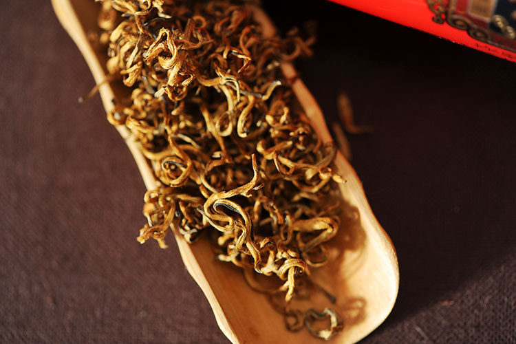 书呆子滇红茶 2017年蜜香金丝红100g工夫红茶 送精美茶叶罐包邮