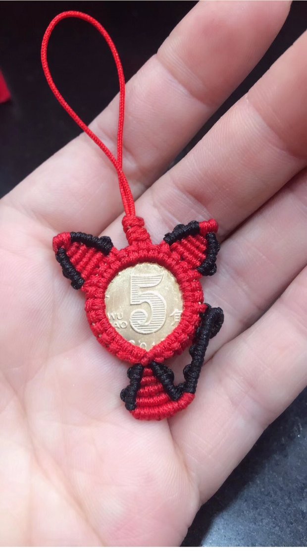 72号玉线编织红绳子五角硬币手链串珠吊坠项链挂绳中国结线包邮_7折