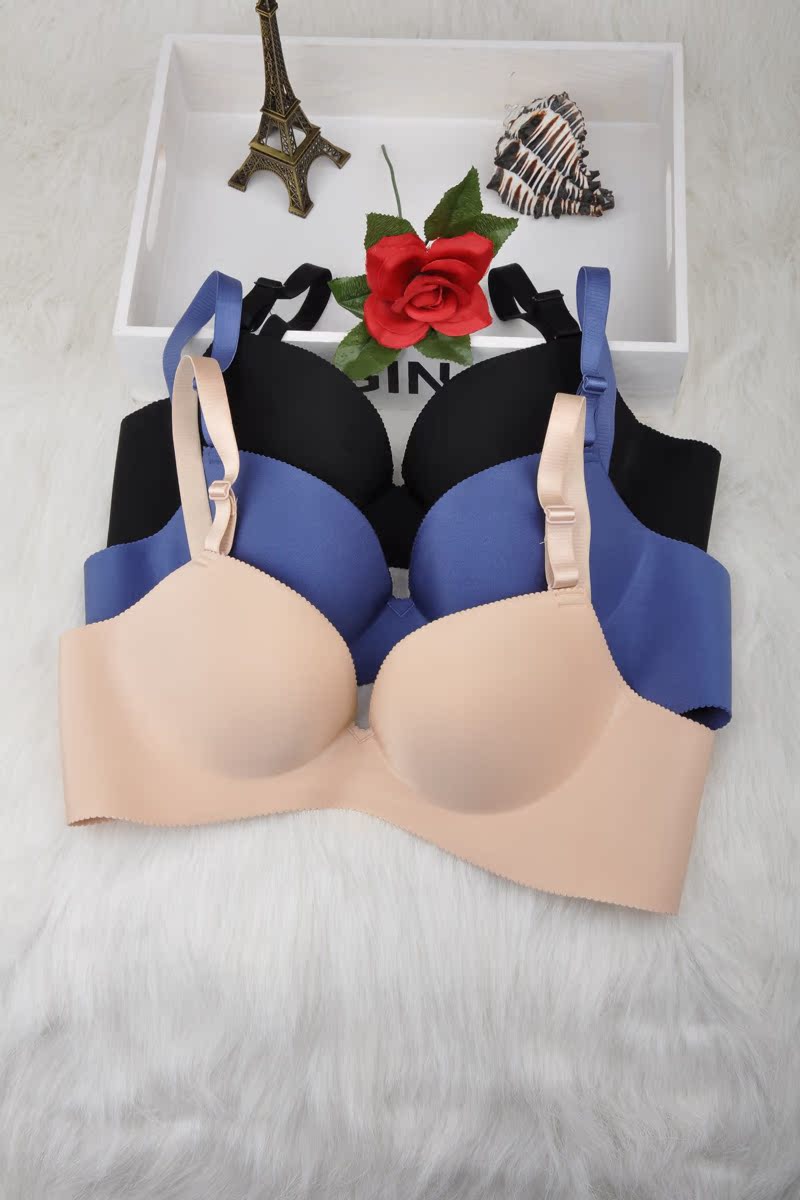 无痕文胸女士舒适调整型无痕内衣 厚薄款小胸聚拢一片式无痕文胸