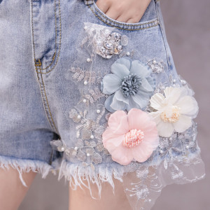 Summer women’s embroidered sequins solid flower short sleeve T-shirt with raw edge Denim Shorts Set