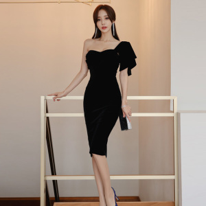 Winter new ladies temperament banquet party dress