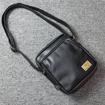 Trend messenger mens bag 2020 new Korean mens shoulder bag Japanese fashion casual small hanging bag mobile phone bag