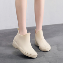 2021 new rain boots womens mother shoes fashion modern rain boots waterproof shoes rubber shoes middle-aged short boots Korean version light