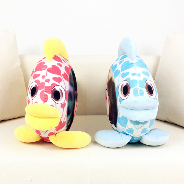 定制接吻鱼抱枕亲嘴鱼抱枕头照片定做情侣亲吻鱼靠垫一对生日礼物_7折