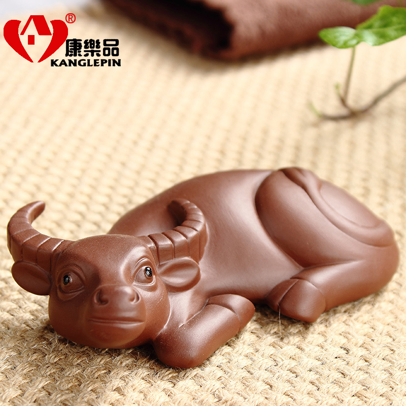 Recreational tea pet furnishing articles can keep purple sand tea from playing Chinese zodiac process cattle kung fu tea set suits for the whole family