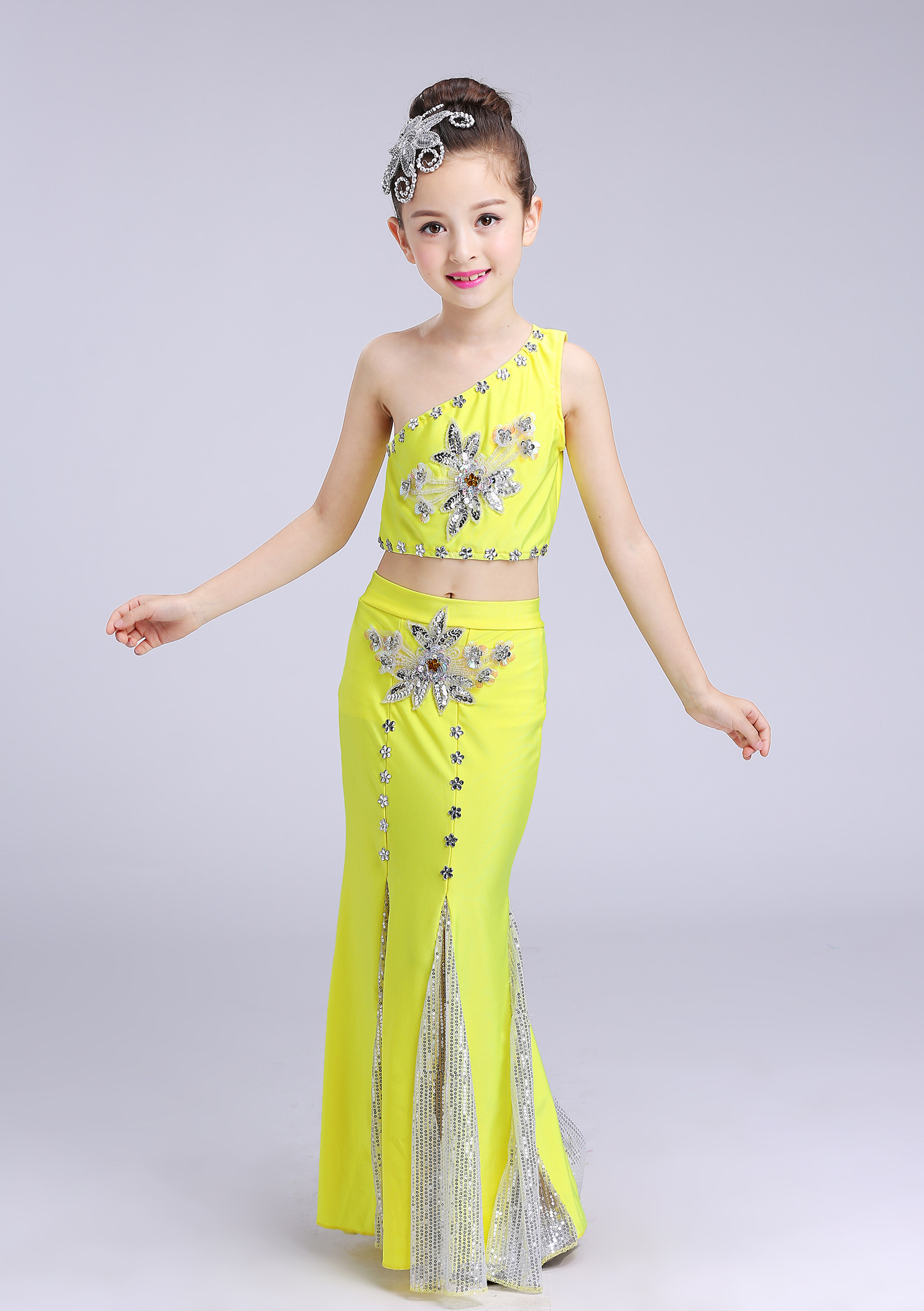 定制 儿童傣族舞新款民族表演服幼儿傣族舞蹈裙儿童孔雀舞服装雨竹林