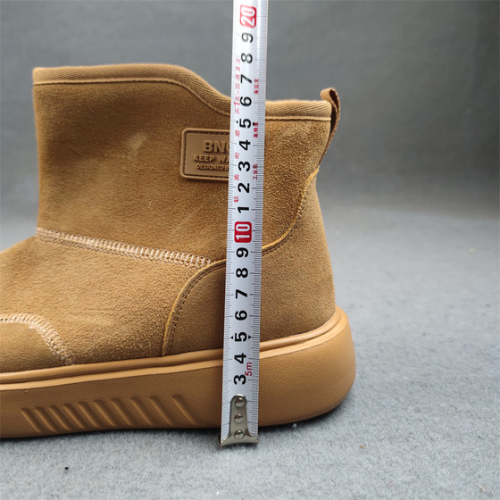 크기 40 및 41 크기의 작은 결함은 클리어런스 헤드 레이어 Cowhide Snow Boots Plus 벨벳 따뜻한 노란색 부츠 정품 가죽 짧은 튜브 스키 신발 크기 40 및 41 크기의 작은 결함은 클리어런스 헤드 레이어 Cowhide Snow Boots Plus 벨벳 따뜻한 노란색 부츠 정품 가죽 짧은 튜브 스키 신발