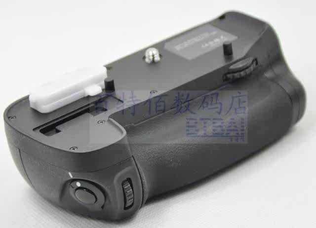 MB-D15