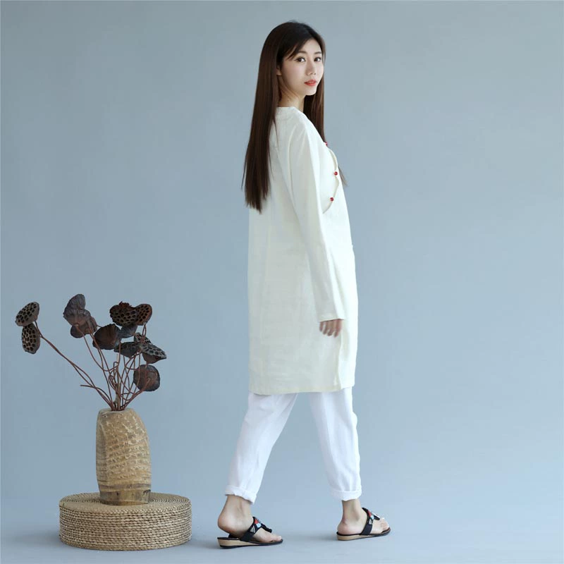 Linen dài tay áo sơ mi phụ nữ quần áo mùa thu retro Zen phụ nữ phong cách Hanfu văn học màu sắc áo choàng dài lỏng lẻo đáy từ trên xuống - Áo sơ mi dài tay