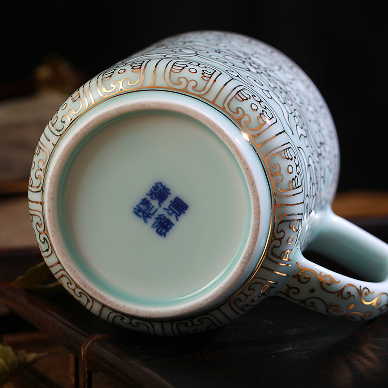Jingdezhen ceramic office shadow blue glaze with cover cup tea cup of the big hand paint cup tea cup