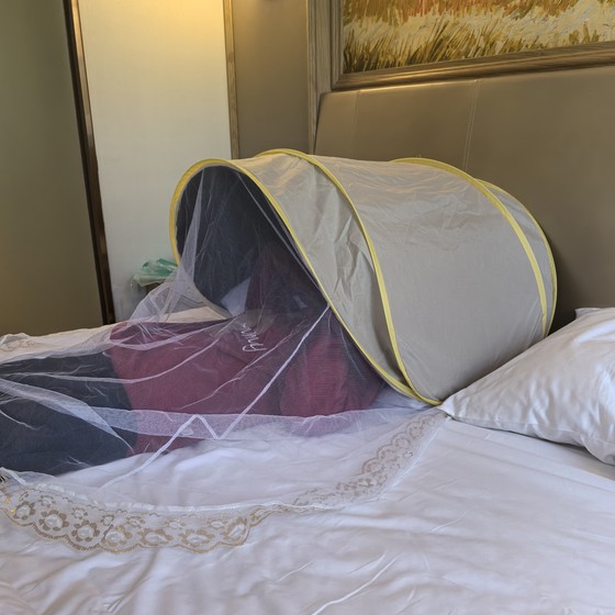 No installation mosquito-proof hood windproof light-proof sleep-aided encrypted small tent business trip foldable head mosquito-nocence
No installation mosquito-proof hood windproof light-proof sleep-aided encrypted small tent business trip foldable head mosquito-nocence
