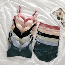 One piece of seamless comfortable underwear without steel ring bra thin French triangle cup student girl bra set