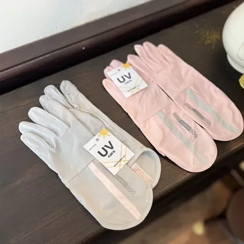 통기성 장갑 전기 자동차 태양 보호 라이딩 및 운전 선샤이드 얇은 여성 얼음 실크 안티 슬립 여름 여름 UV 광선 통기성 장갑 전기 자동차 태양 보호 라이딩 및 운전 선샤이드 얇은 여성 얼음 실크 안티 슬립 여름 여름 UV 광선