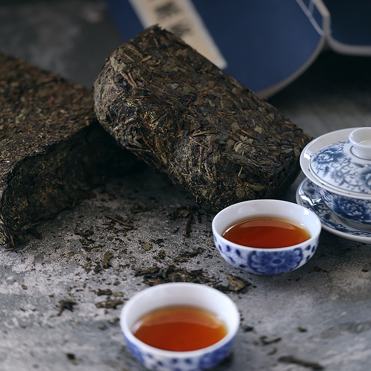 黑茶 天下传福百岁茯 手筑茯砖茶 安化黑茶 金花多 湖南安化黑茶