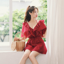 Swimsuit womens three-piece ins wind Korean hot spring small chest gathered to cover the belly thin conservative sexy loose bikini