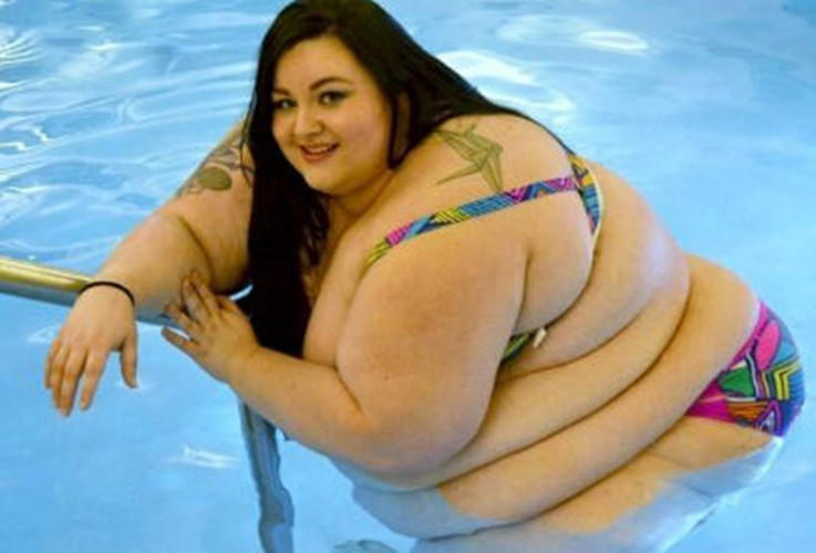 胖子中也有美女,寇丽莎就是其中一个,她号召广大胖人反对大众对自己